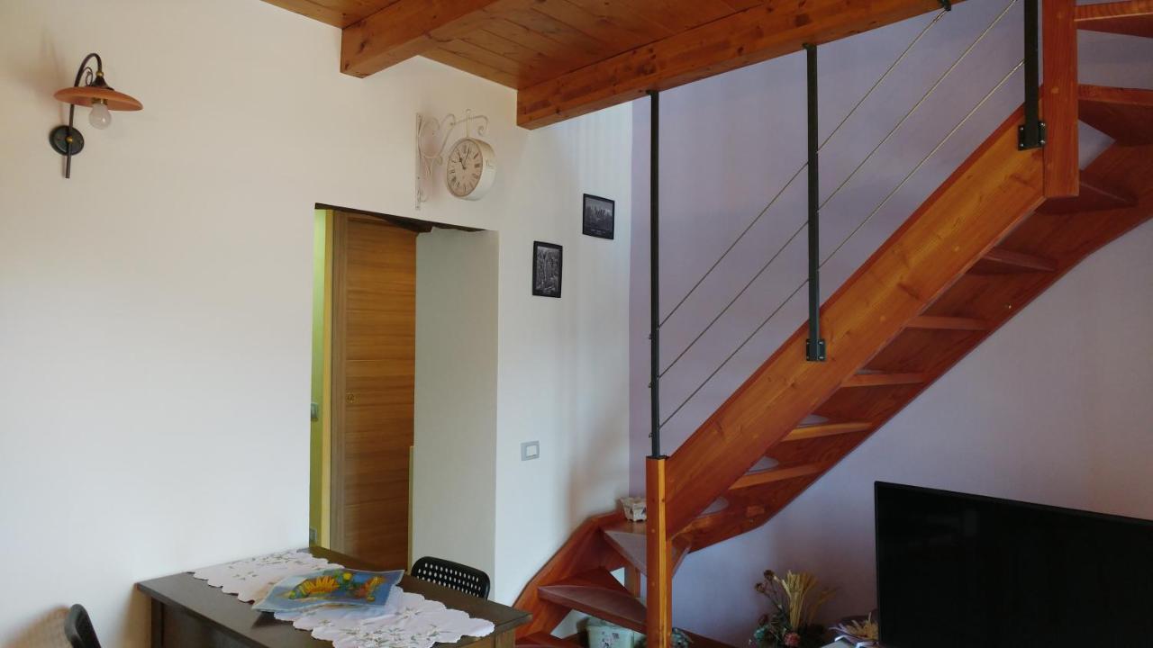 La Casa Delle Fate Villa Cremia Luaran gambar